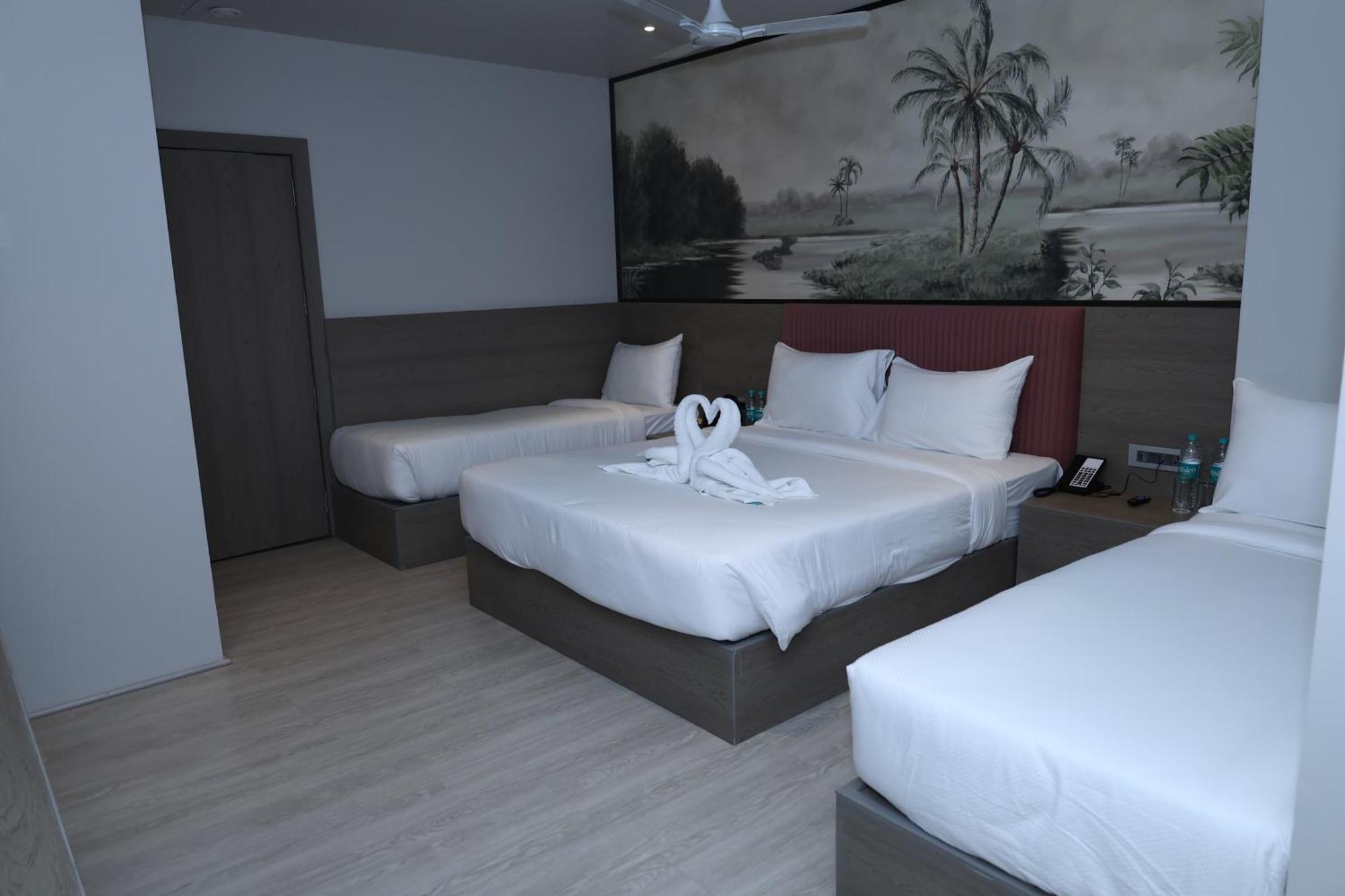 Afc Hotel Indore Luaran gambar